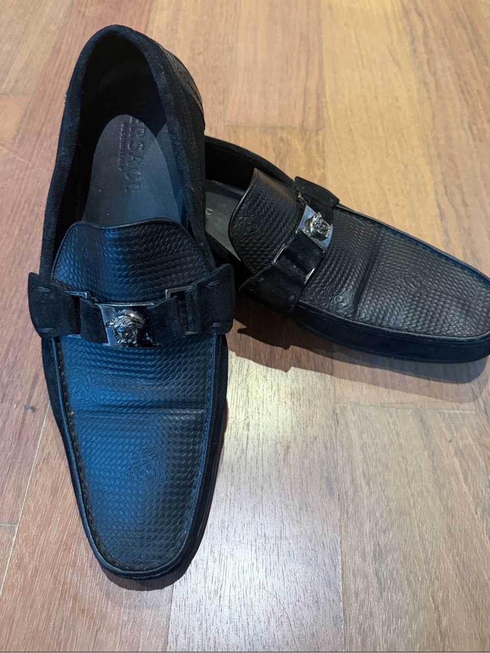Versace Men’s classic suede and textured leather slip on. Size 44. Made in Italy